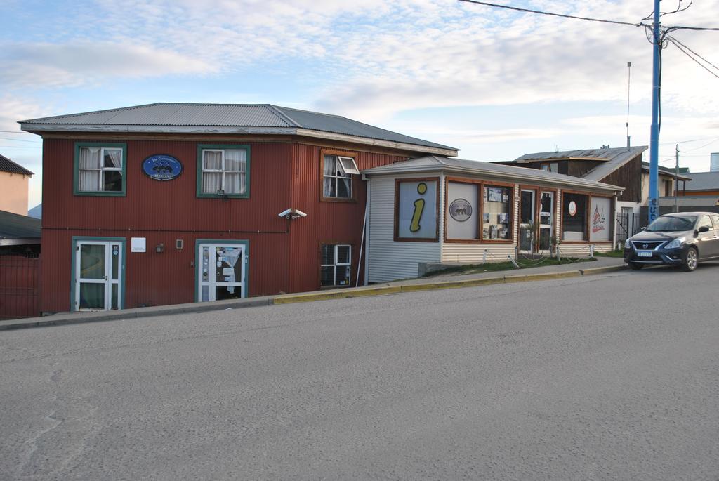 Hostel Los Cormoranes Ushuaia Ngoại thất bức ảnh