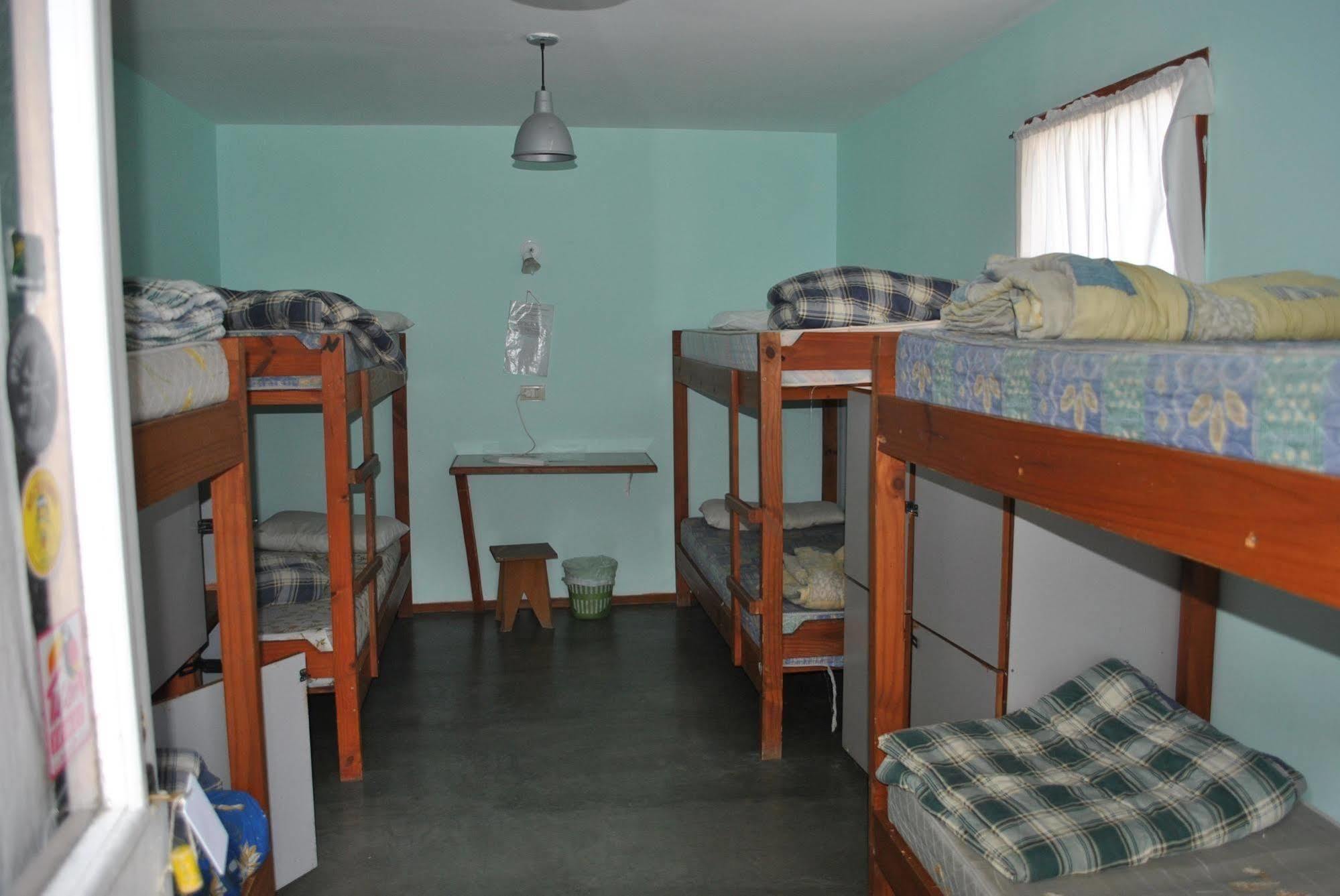 Hostel Los Cormoranes Ushuaia Ngoại thất bức ảnh